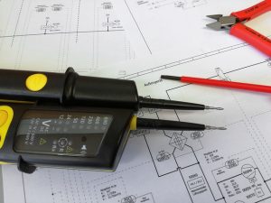 electrician-640x480-26947499.jpeg