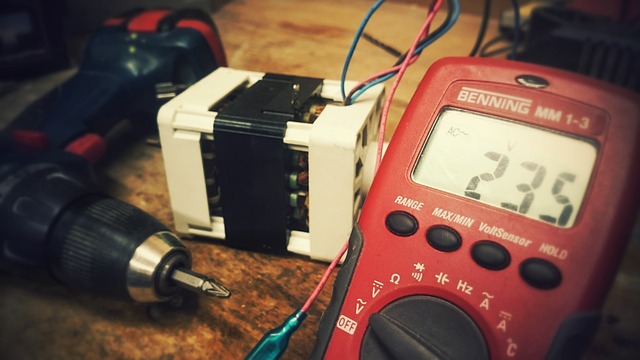electrician-640x480-12461976.jpeg