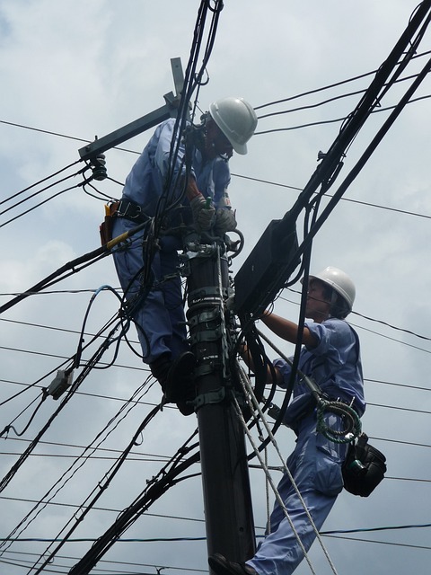 electrician-640x480-25932745.jpeg