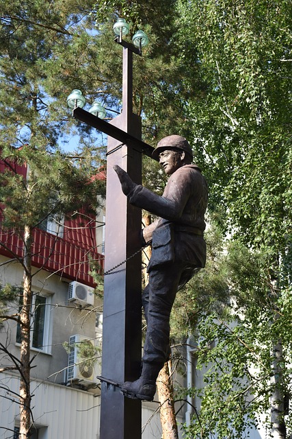electrician-640x480-66510769.jpeg