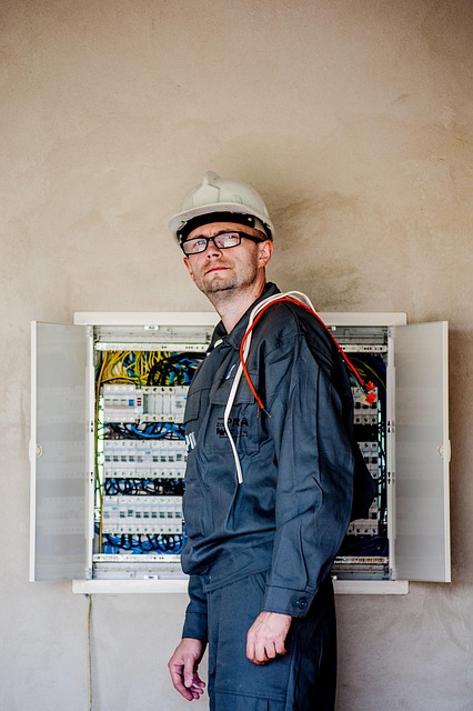 electrician-640x480-67192002.jpeg