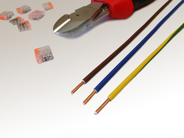 electrician-640x480-9821582.jpeg