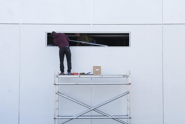 electrician-640x480-47214420.jpeg