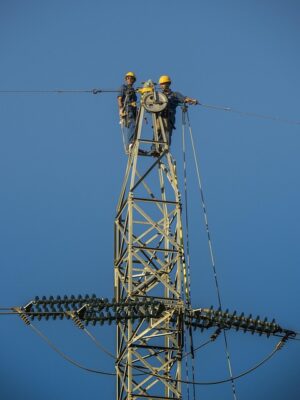 electrician-640x480-61386814.jpeg